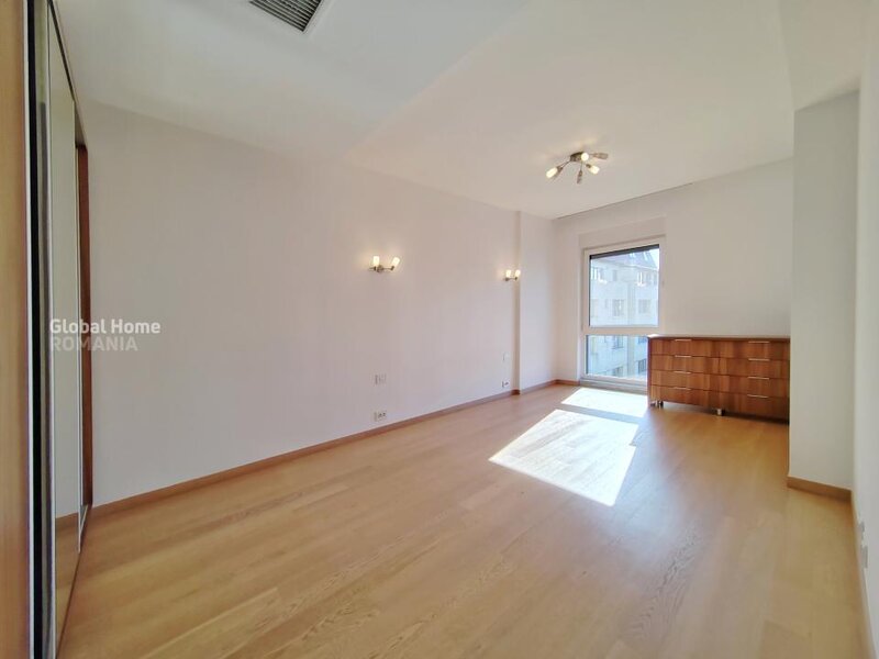 Aviatorilor   Emanoil Porumbaru 4 Rooms  Private Parking